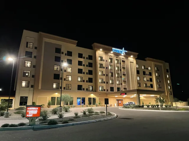 Estrella Hotel