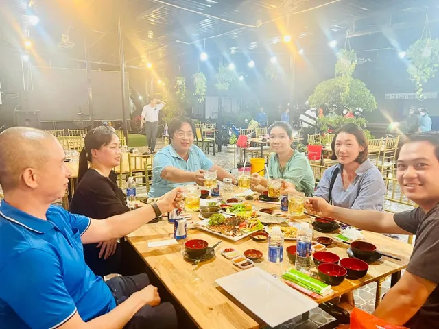 Seafood restaurant Hiếu Hàu Sữa 2