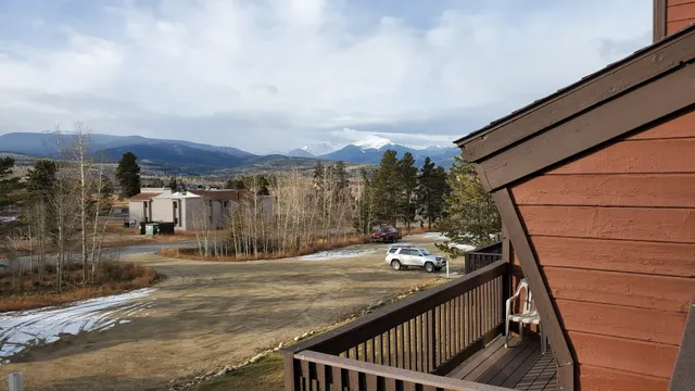 MeadowRidge Condos by Alpine Resort