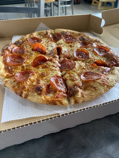 Giovannis Roast Beef and Pizza