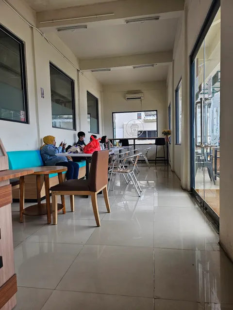 Cafe kokarmina bekasi