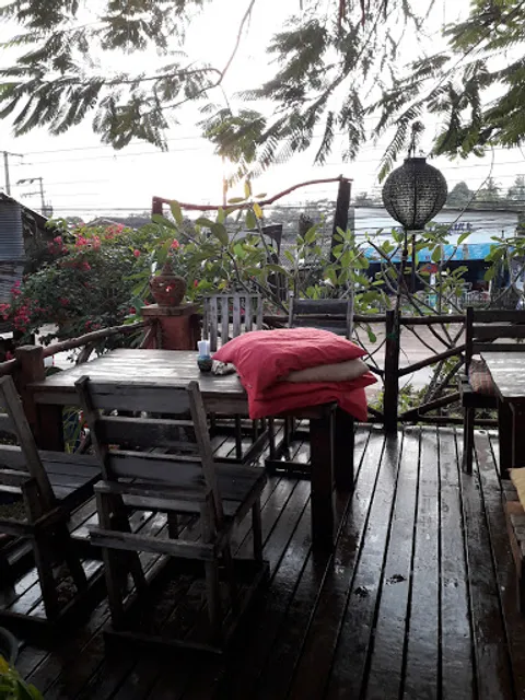 The Galaxy (Restaurant and Bar)