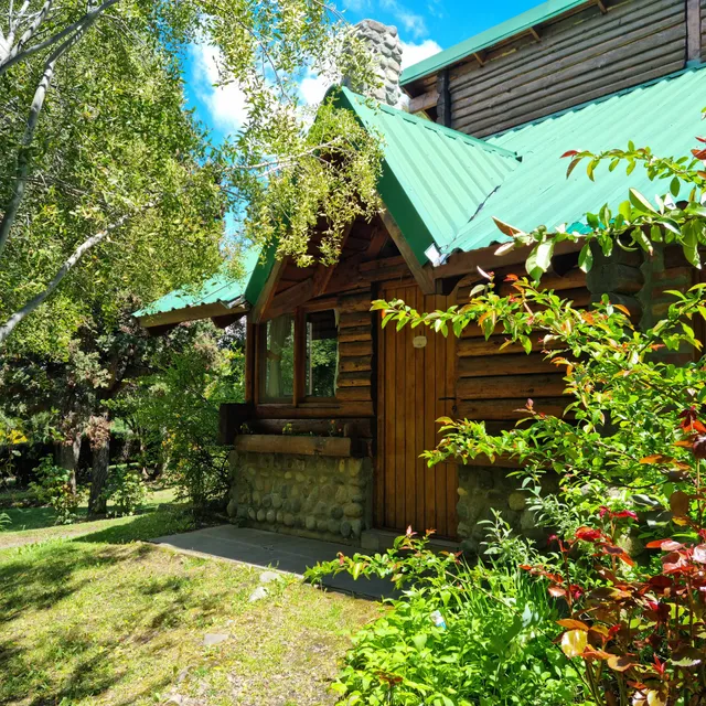 COMPLEJO DE CABAÑAS ARROYO ESCONDIDO- Cabañas De Campo- Piscina Climatizada Cubierta