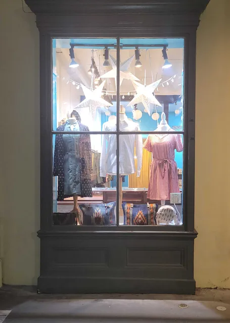 Passion Lilie Beatrix Bell Jewelry | Handmade Fairtrade Collective