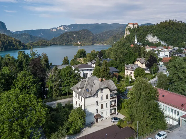 Vila Josephine - Apartments near Lake Bled