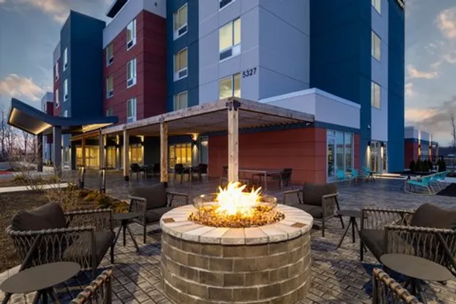 TownePlace Suites by Marriott Geneva at SPIRE Academy