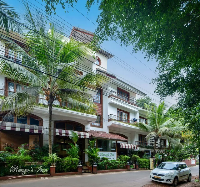 Renzo's Inn Beach Resort Hotel