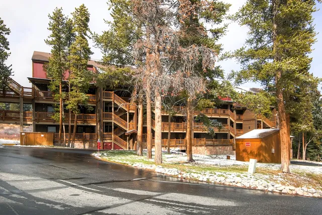 Tyra Summit B3A by Pinnacle Lodging