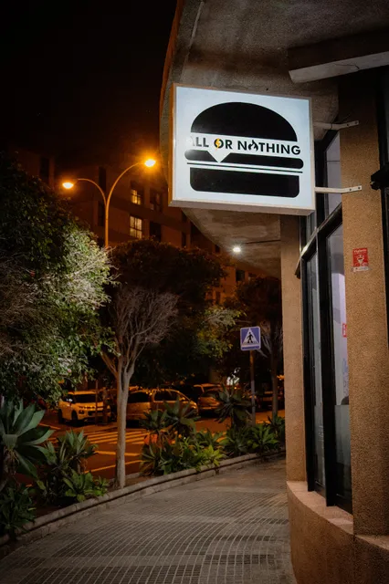 All or nothing Burger 7 palmas