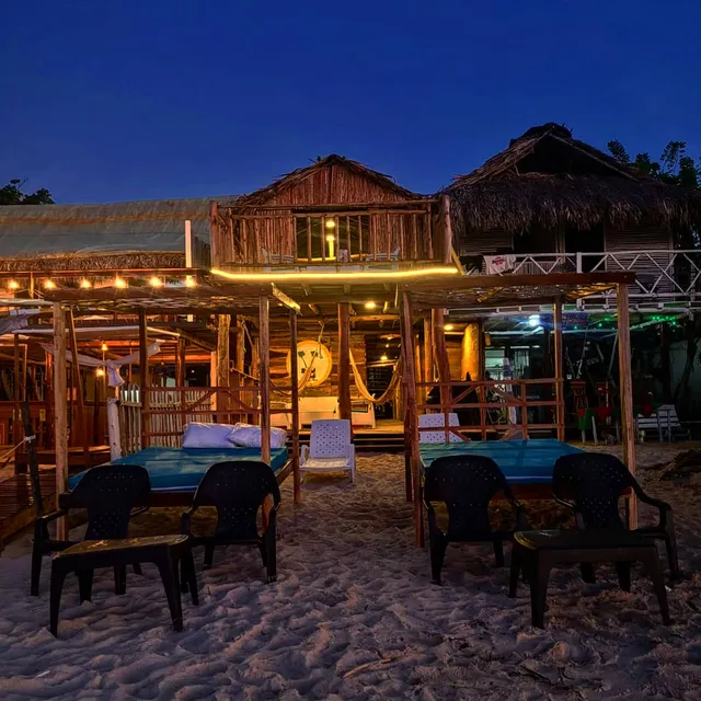 Hostal Tropical Beach