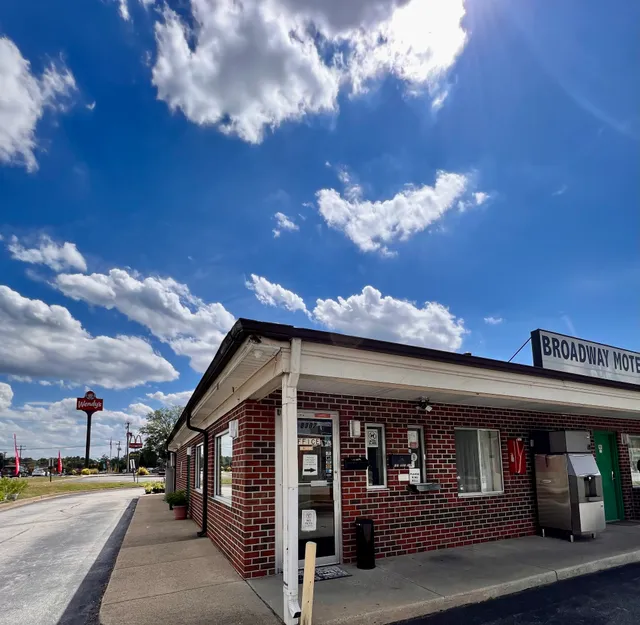 Broadway Motel