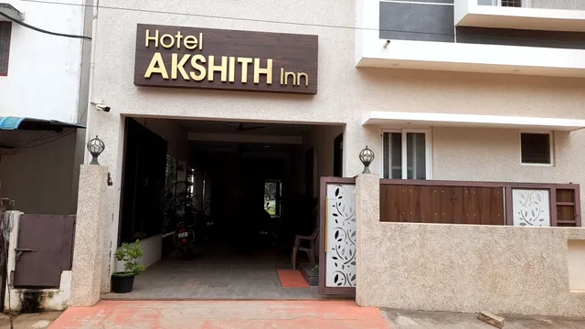 Hotel AKSHITH Inn