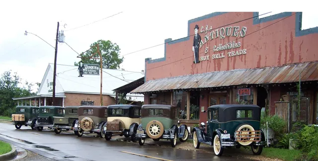 C J's Antiques & Collectibles