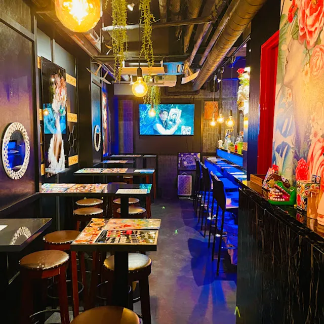 moon walk Shibuya Center-Gai