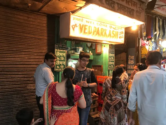 Pt. Ved Parkash Lemon Wale (Chandni chowk)