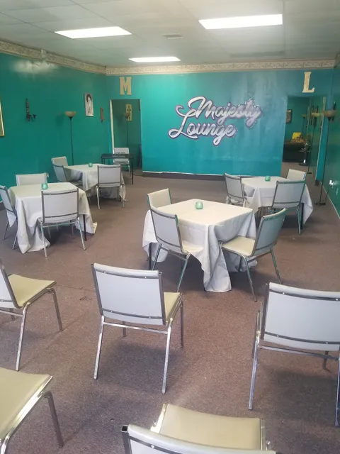 Majesty Lounge