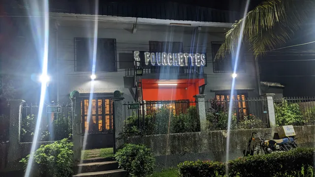 5Fourchettes bonamousadi