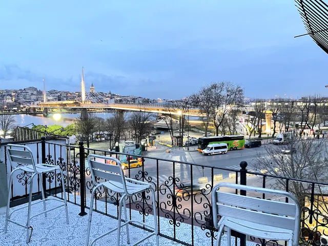 Lumina Boutique Hotel