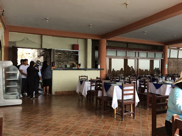 Restaurante "Silvia" (Castillo de Chancay)