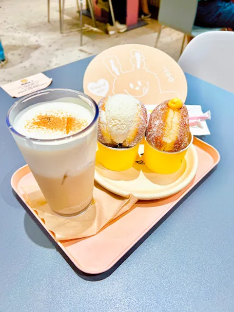 Cafè Knotted (Yeouido IFC Mall Branch)