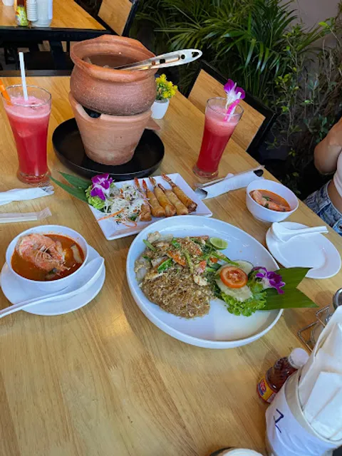 THAI KITCHEN RESTAURANT