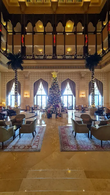 Pool Bar & Restaurant