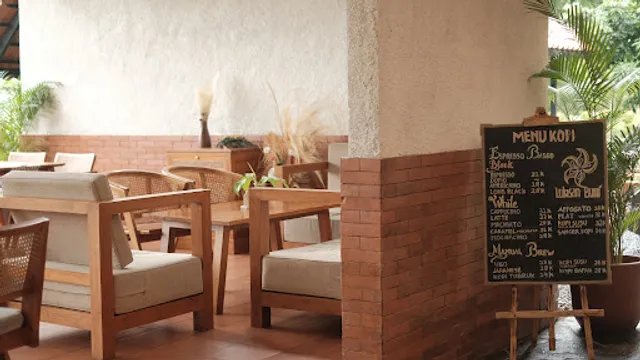 Lukisan Bumi Yogyakarta - Restaurant