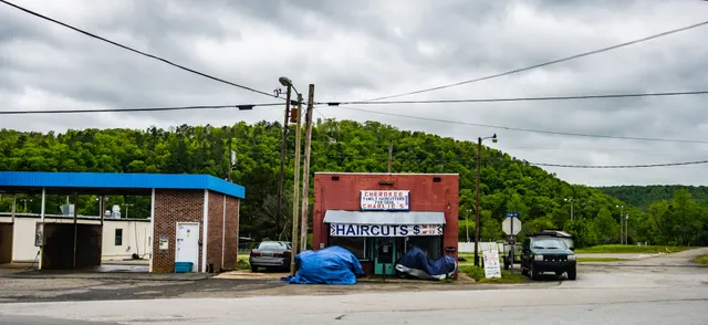 Cherokee Family Haircutters