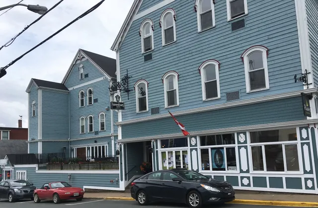 Lunenburg Arms Hotel