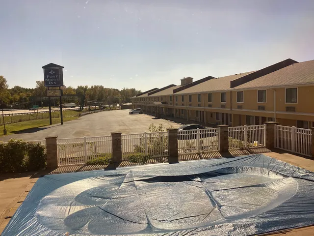 Super 8 by Wyndham Fort Scott