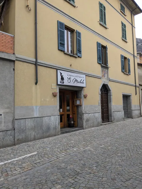 Albergo Ristorante S.Michele di Giovanni Della Bosca