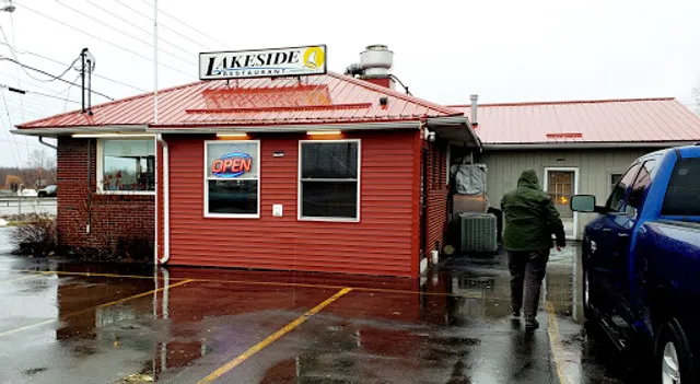 Lakeside Restaurant