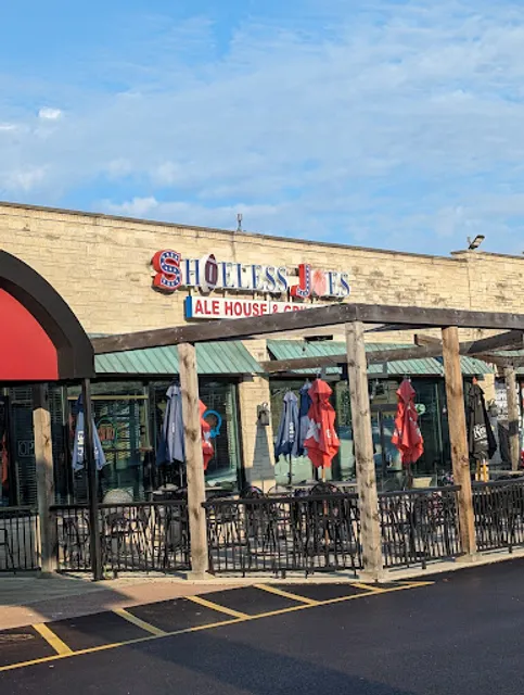 Shoeless Joe's Ale House & Grille