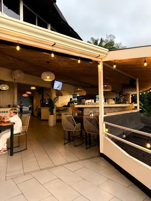 La Terraza Café Bar Restaurante