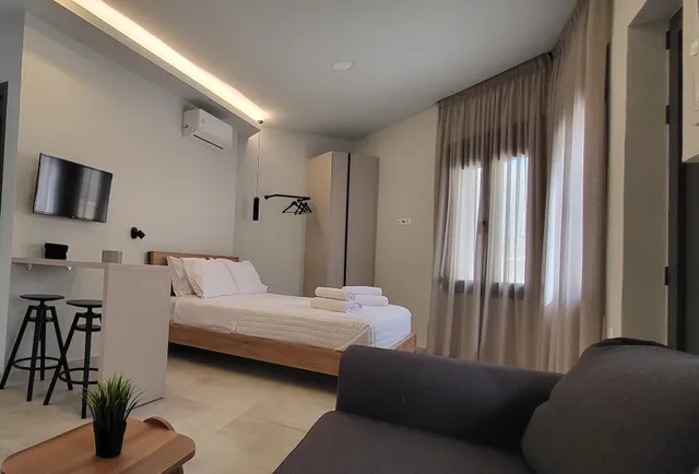 Basil Central Studio Accommodation Heraklion
