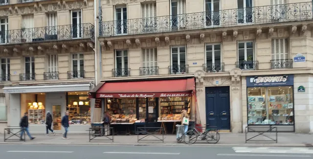 L'Oeuf Cube Sorbonne