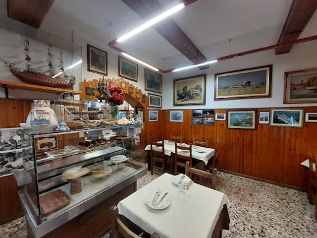 Trattoria Il Sottomarino