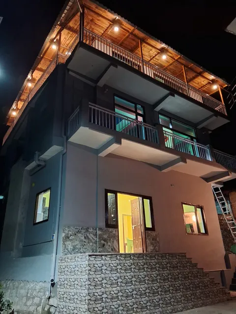 The jewel shades[ pg]