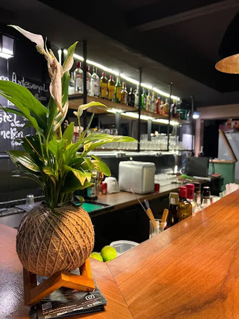 LA FAMIGLIA PUB e RESTAURANTE