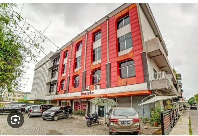 OYO Flagship 90759 Beatrix Apartment