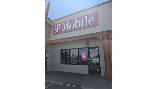 T-Mobile Authorized Retailer