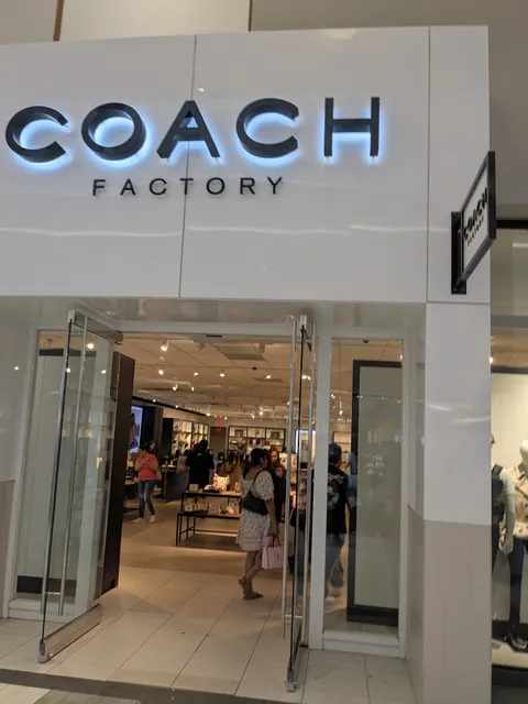 COACH Outlet