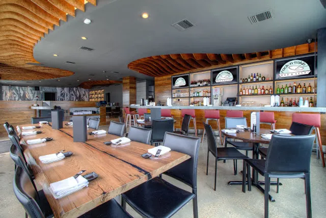 Rock-n-Sake Bar & Sushi