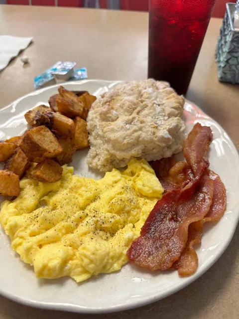 Dive in Florida Eatery