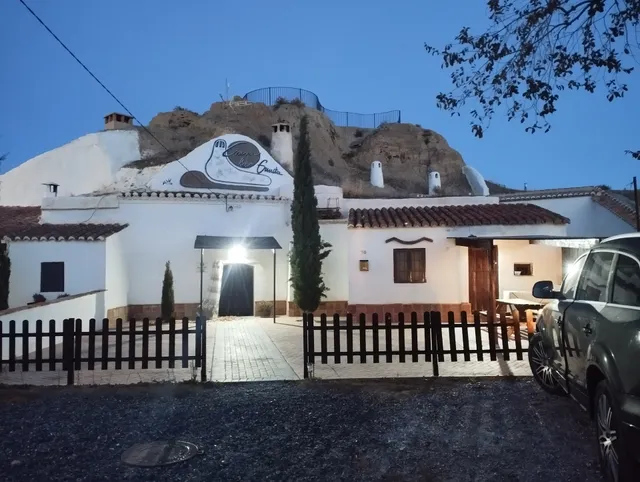 Casa Cueva "La Ermita"