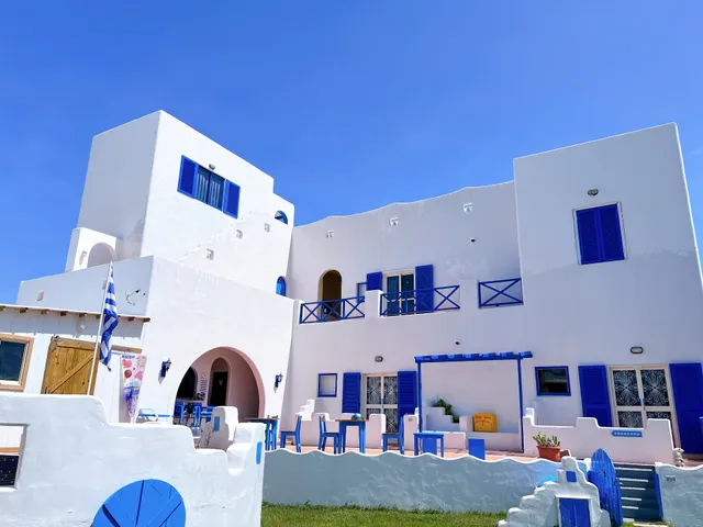 Greek frontier villa