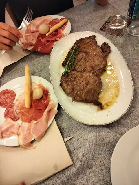 Bar Trattoria Dalla Flora