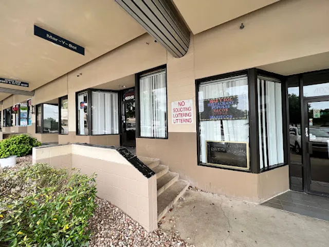 Mar-Y-Sol Restaurant