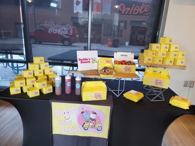 Deddle's Donuts Food Truck and Donut Shop Lexington Market