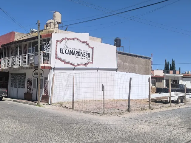 Pescados y Mariscos, "El Camaronero"